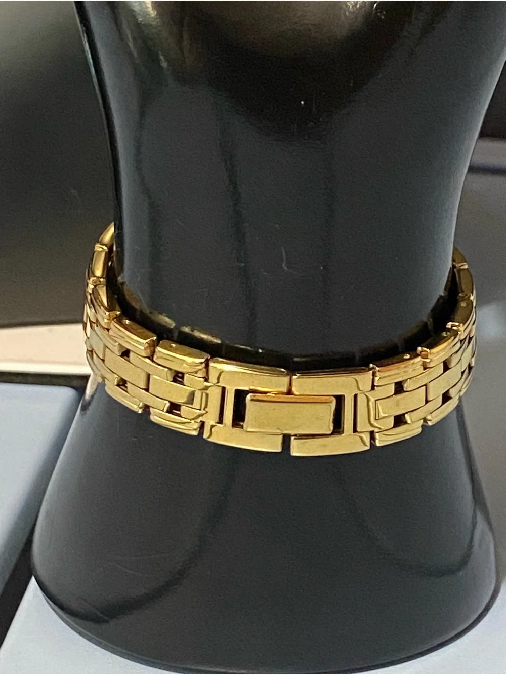 Vintage Women's Gold Pulsar Wrist Watch Retro Style  Bracelet